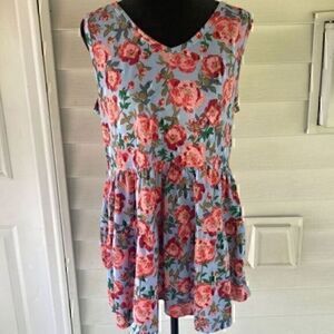 Be Stage boutique large tank top        D